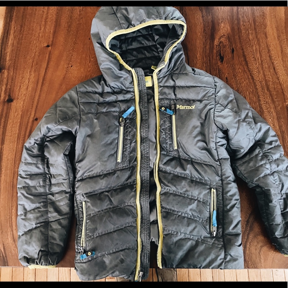 Boy’s Marmot down jacket size medium